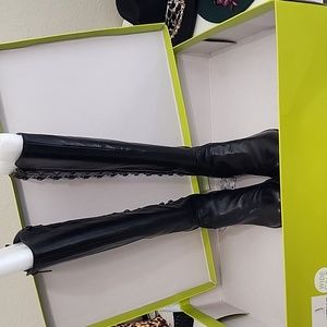 Gianni Bini "Picards" Black Leather Boot